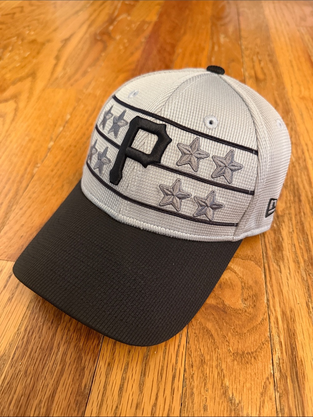 New Era Pittsburgh Pirates Star Cap